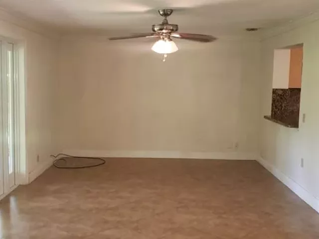 4-bedroom home for rent in Boca Raton - 98 Seminole Lane - MondialRealty