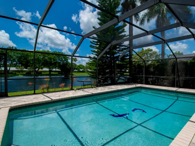 2-bedroom home for rent in Boca Raton - 9708 Erica Court - MondialRealty