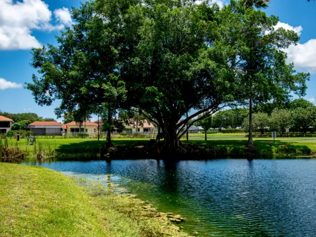 2-bedroom home for rent in Boca Raton - 9708 Erica Court - MondialRealty