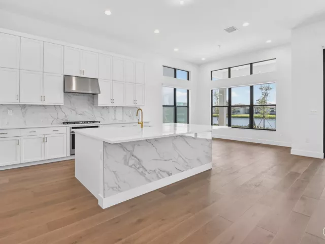 4-bedroom home for sale in Boca Raton - 20041 Pacific Dunes Drive - MondialRealty