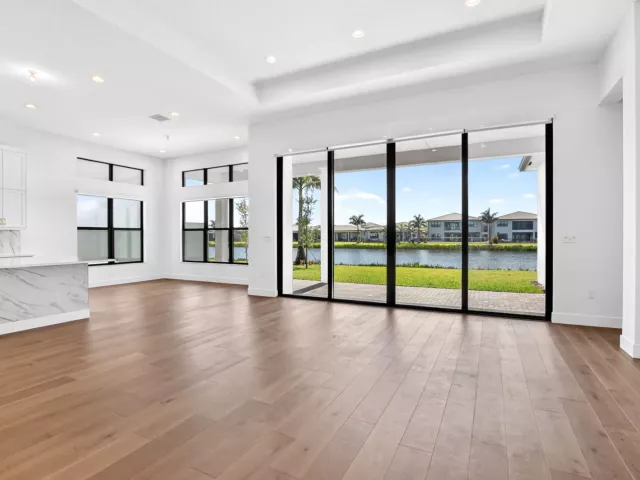 4-bedroom home for sale in Boca Raton - 20041 Pacific Dunes Drive - MondialRealty
