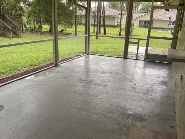 3-bedroom home for rent in West Palm Beach - 12564 N 68th Street - MondialRealty