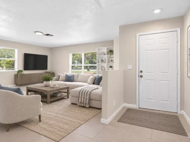 3-bedroom home for rent in West Palm Beach - 12564 N 68th Street - MondialRealty