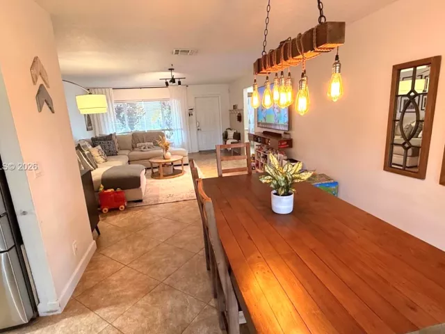 3-bedroom home for sale in Boca Raton - 22743 SW 56th Ave - MondialRealty