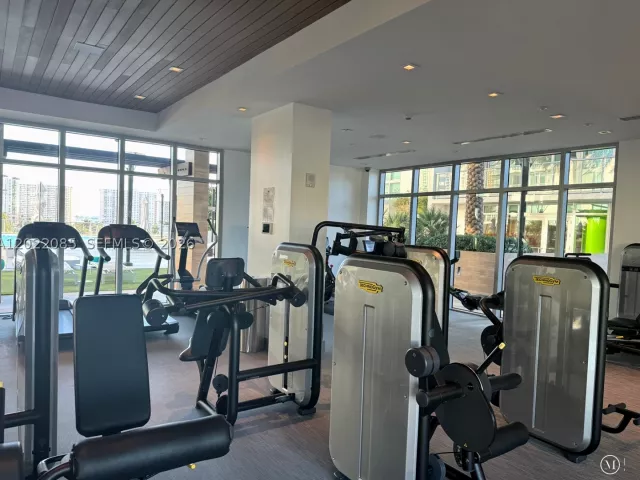 3-bedroom condo for sale in Sunny Isles Beach - 330 Sunny Isles Blvd 5-1003 - MondialRealty