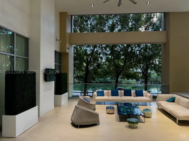3-bedroom condo for sale in Sunny Isles Beach - 330 Sunny Isles Blvd 5-1003 - MondialRealty