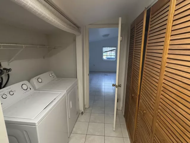 3-bedroom home for sale in Hollywood - 2714 Scott Street - MondialRealty