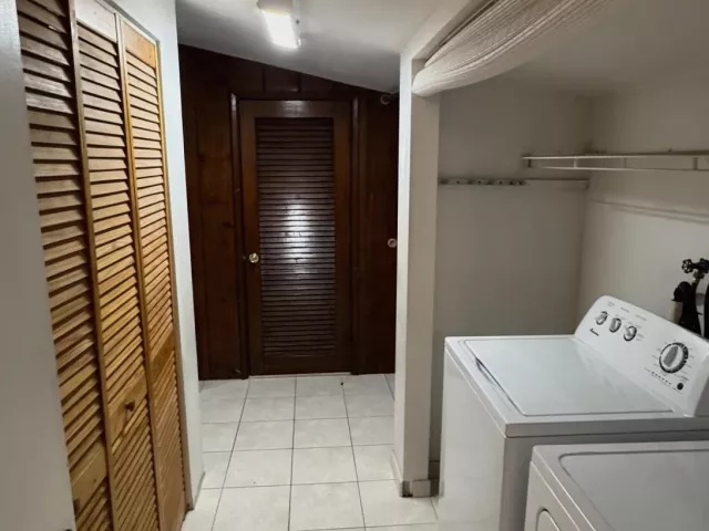3-bedroom home for sale in Hollywood - 2714 Scott Street - MondialRealty