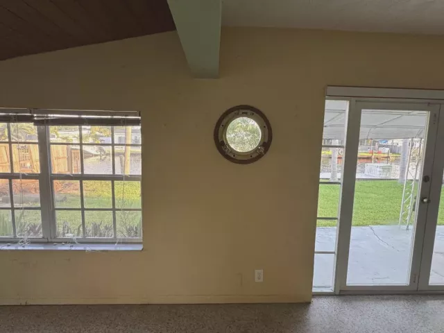 3-bedroom home for sale in Hollywood - 2714 Scott Street - MondialRealty