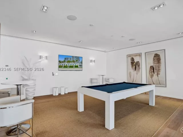 1-bedroom condo for rent in Fort Lauderdale - 401 N Birch Rd 514 - MondialRealty