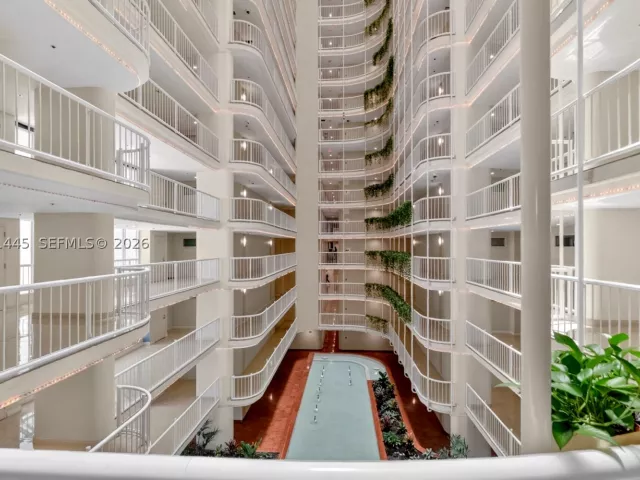 1-bedroom condo for sale in Miami - 1717 N Bayshore Dr A-1437 - MondialRealty