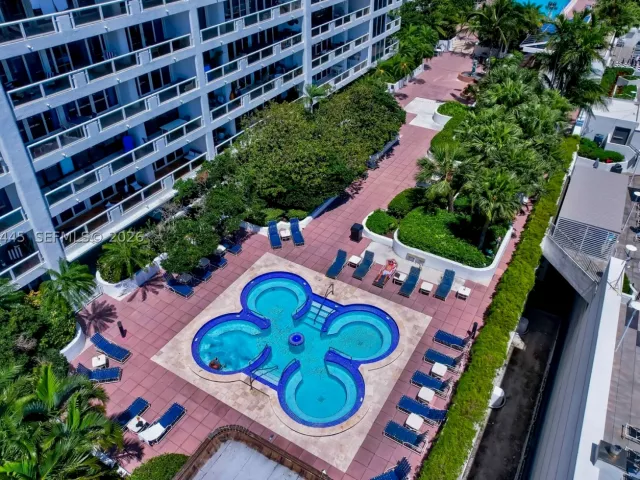 1-bedroom condo for sale in Miami - 1717 N Bayshore Dr A-1437 - MondialRealty