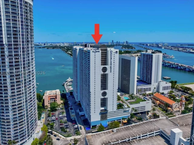 1-bedroom condo for sale in Miami - 1717 N Bayshore Dr A-1437 - MondialRealty