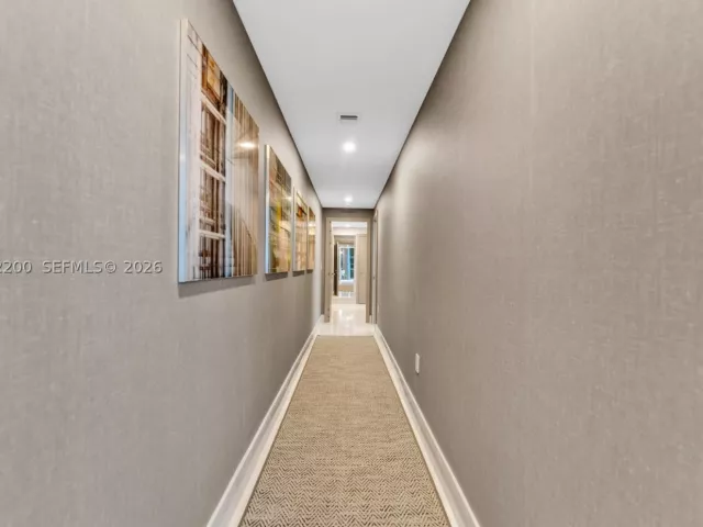 4-bedroom condo for sale in Sunny Isles Beach - 17121 Collins Ave 2708 - MondialRealty