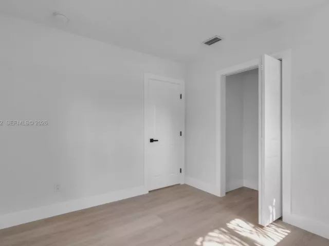 3-bedroom home for sale in Miami Gardens - 17231 NW 24th Pl - MondialRealty