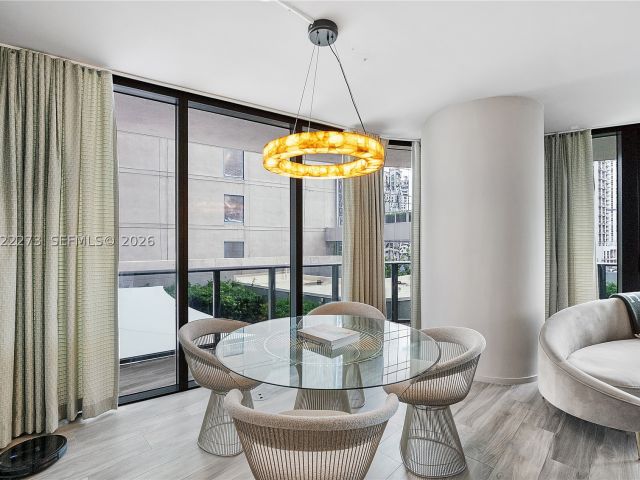 3-bedroom condo for sale in Miami - 801 S Miami Ave 1004 - MondialRealty