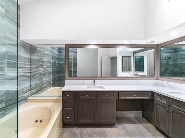 3-bedroom home for sale in Boca Raton - 5106 Windsor Parke Drive - MondialRealty