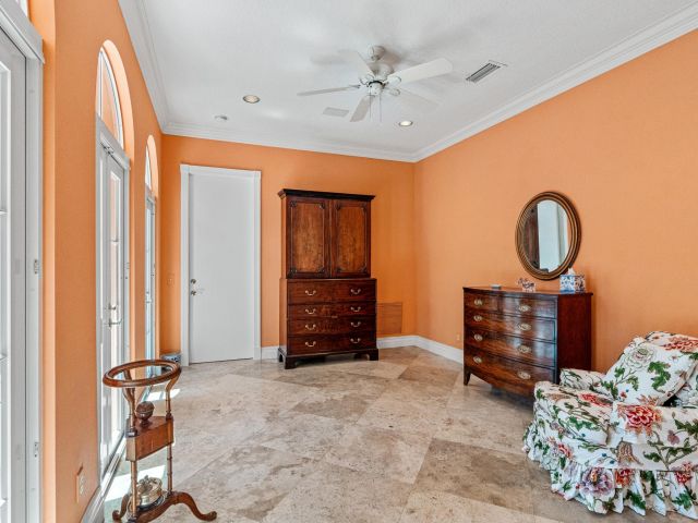 3-bedroom home for sale in Delray Beach - 790 Andrews Avenue B103 - MondialRealty