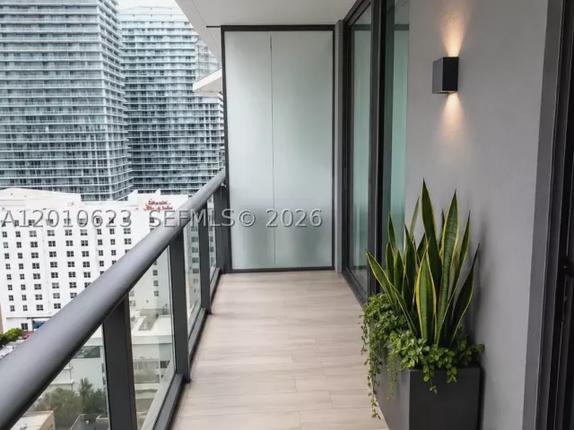 1-bedroom condo for rent in Miami - 1300 S Miami Ave 1908 - MondialRealty
