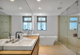 Apartment #907 at Marina Palms