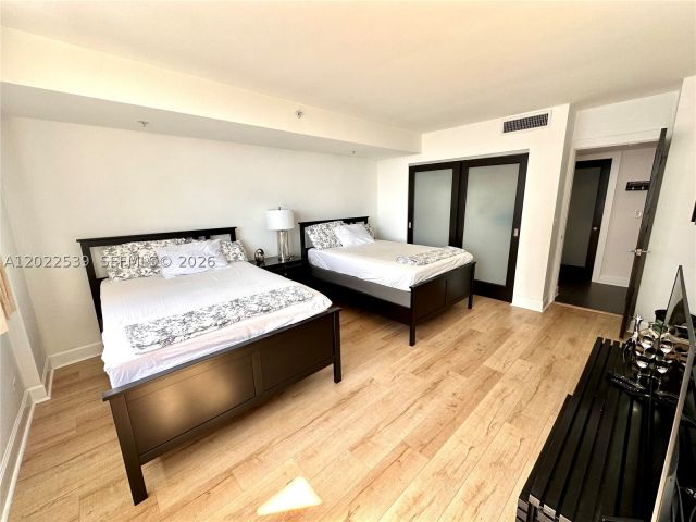 3-bedroom condo for rent in Miami Beach - 1500 Bay Rd 1114S - MondialRealty