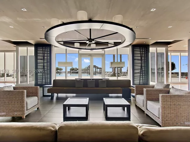 2-bedroom condo for rent in Hallandale Beach - 1850 S OCEAN DR 4009 - MondialRealty