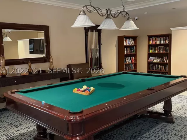 2-bedroom condo for sale in Aventura - 20000 E Country Club Dr 601 - MondialRealty