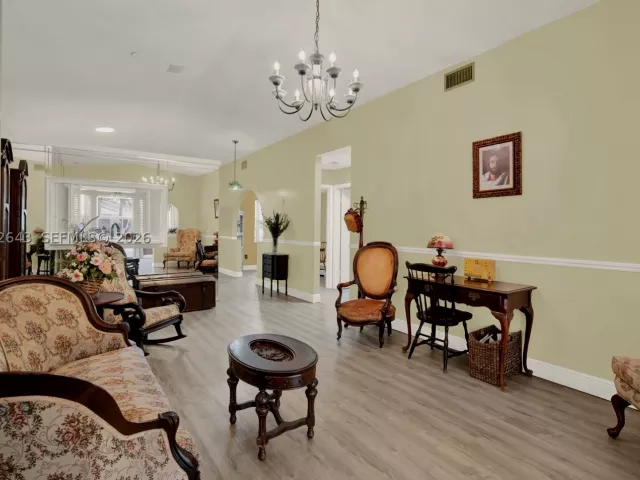 3-bedroom home for sale in Miami - 10813 SW 158th Ln - MondialRealty
