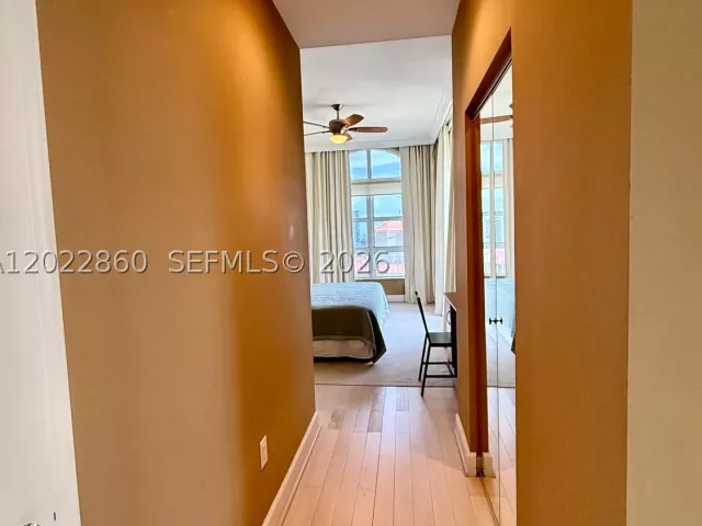 3-bedroom condo for rent in Aventura - 19501 W Country Club Dr TS-03 - MondialRealty