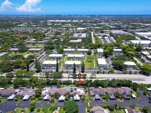 3-bedroom home for sale in Deerfield Beach - 302 Deer Creek Wildwood Lane E - MondialRealty