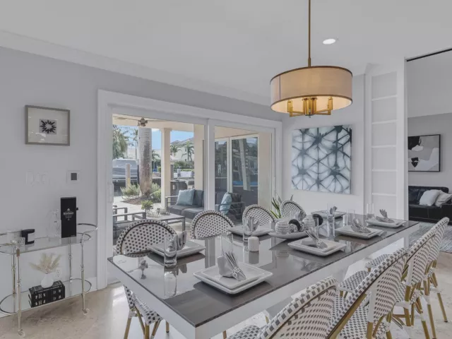 4-bedroom home for rent in Lauderdale By The Sea - 272 Imperial Lane - MondialRealty