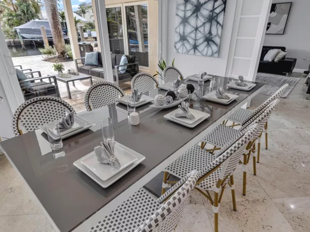 4-bedroom home for rent in Lauderdale By The Sea - 272 Imperial Lane - MondialRealty