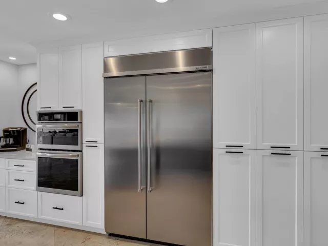 4-bedroom home for rent in Lauderdale By The Sea - 272 Imperial Lane - MondialRealty
