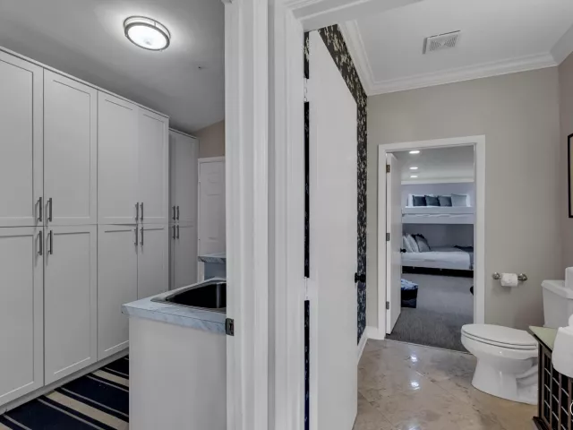 4-bedroom home for rent in Lauderdale By The Sea - 272 Imperial Lane - MondialRealty