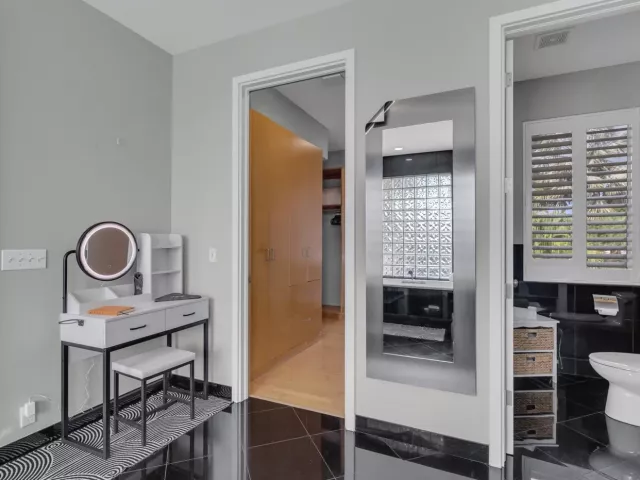 4-bedroom home for rent in Lauderdale By The Sea - 272 Imperial Lane - MondialRealty