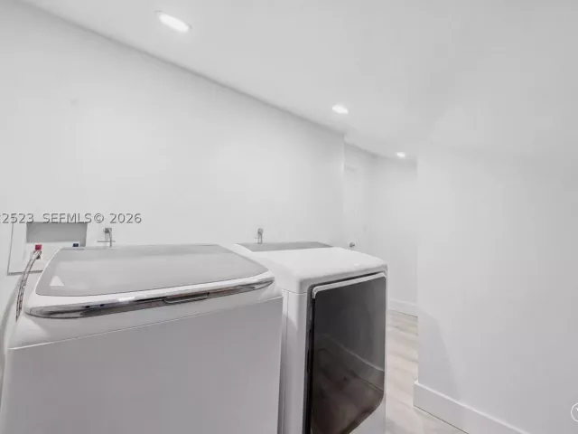 4-bedroom home for sale in Miami - 455 NE 210th Ter - MondialRealty