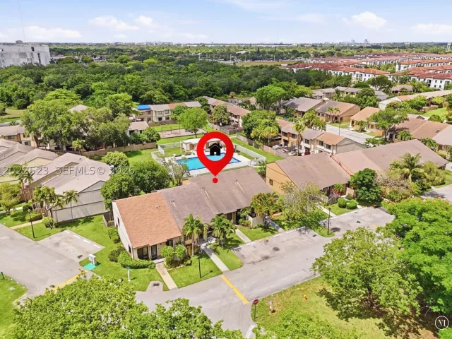4-bedroom home for sale in Miami - 455 NE 210th Ter - MondialRealty