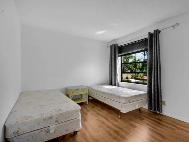 3-bedroom home for sale in Boca Raton - 7940 La Mirada Drive - MondialRealty