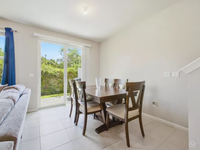 3-bedroom home for sale in West Palm Beach - 5720 Mentmore Drive - MondialRealty