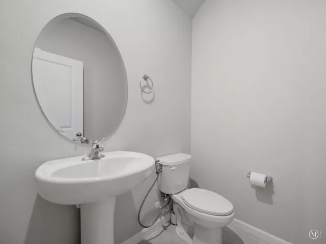 3-bedroom home for sale in West Palm Beach - 5720 Mentmore Drive - MondialRealty