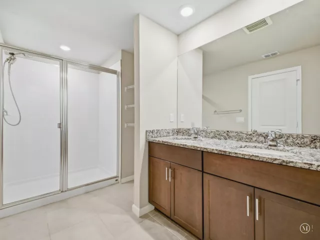 3-bedroom home for sale in West Palm Beach - 5720 Mentmore Drive - MondialRealty