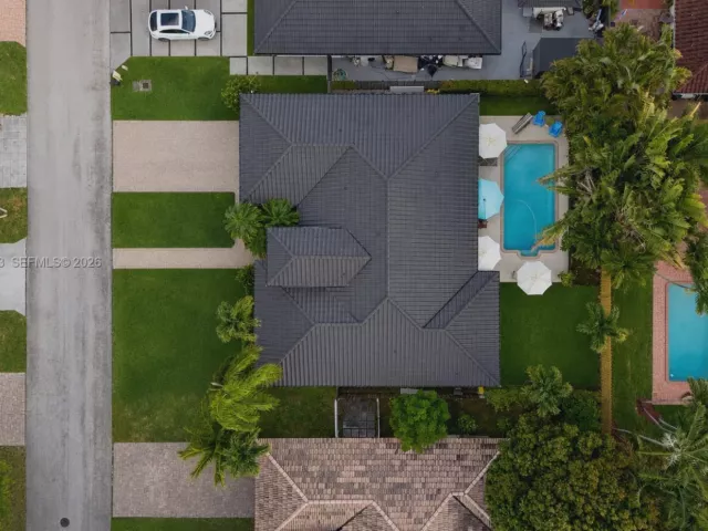 4-bedroom home for sale in Miami - 14170 SW 152nd Pl - MondialRealty