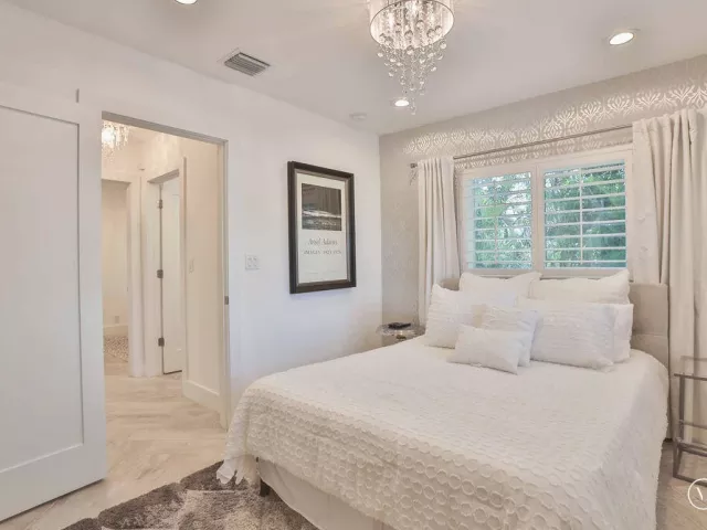 3-bedroom home for rent in Boca Raton - 713 Forsyth Street - MondialRealty