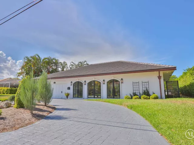 3-bedroom home for rent in Boca Raton - 713 Forsyth Street - MondialRealty