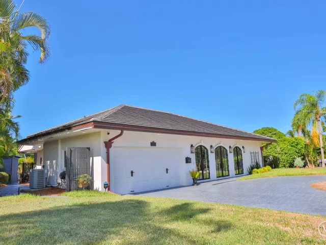 3-bedroom home for rent in Boca Raton - 713 Forsyth Street - MondialRealty