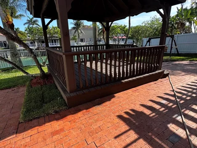 3-bedroom home for rent in Miami - 13312 SW 144th Ter - MondialRealty