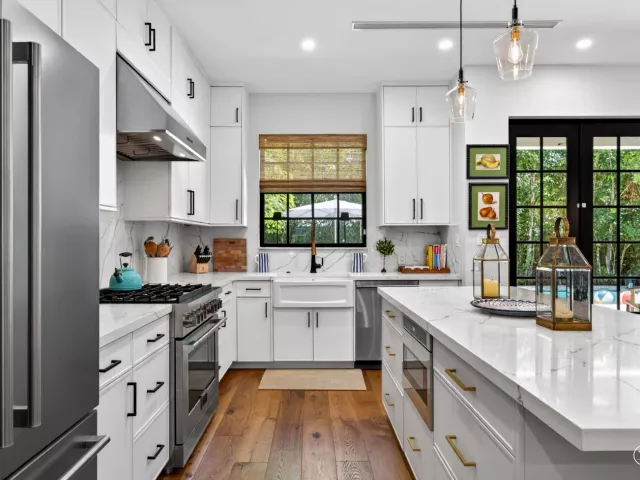 3-bedroom home for sale in West Palm Beach - 240 31st Street - MondialRealty