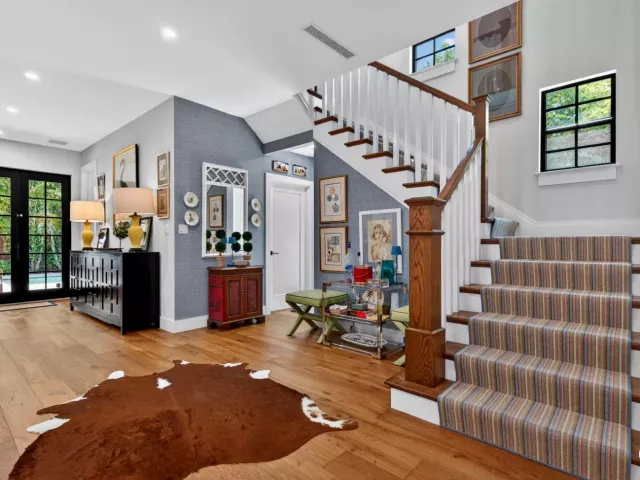 3-bedroom home for sale in West Palm Beach - 240 31st Street - MondialRealty