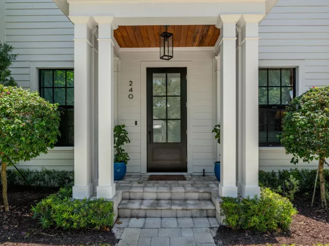 3-bedroom home for sale in West Palm Beach - 240 31st Street - MondialRealty