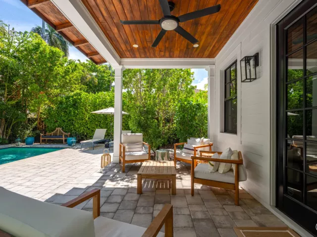 3-bedroom home for sale in West Palm Beach - 240 31st Street - MondialRealty
